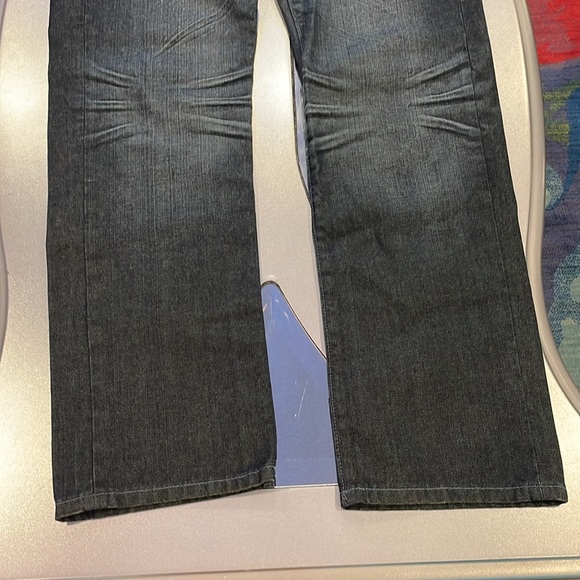 Mark Ecko straight leg jeans. - Picture 3 of 5